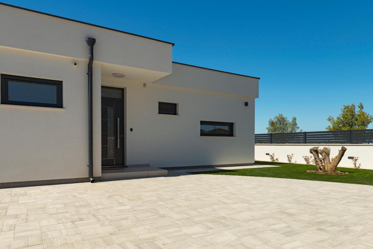 Villa Abelia Pirovac Exterior photo
