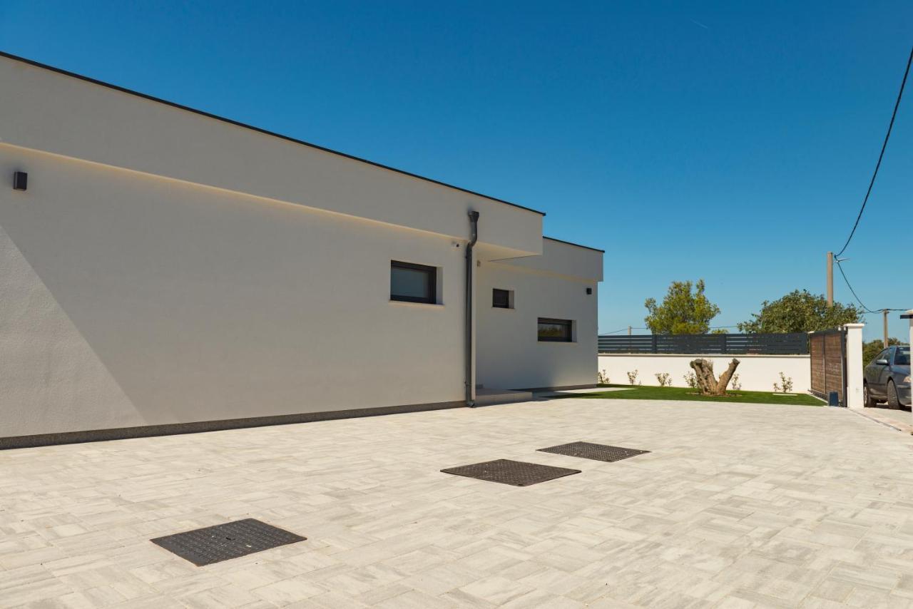 Villa Abelia Pirovac Exterior photo