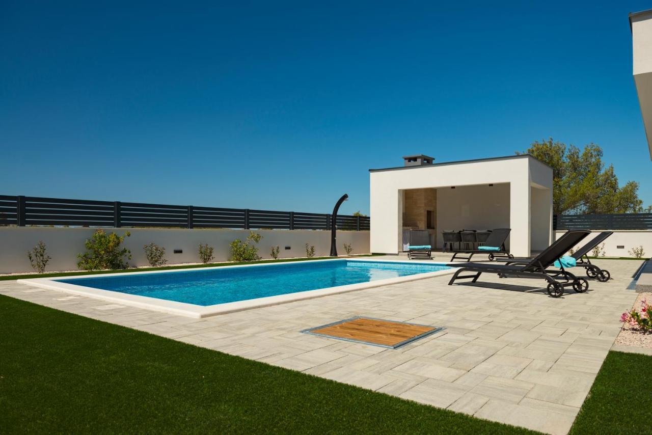 Villa Abelia Pirovac Exterior photo